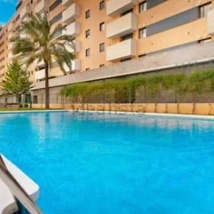 Apartment Buena Locacion Estacion Maria Zambrano Cerca De La Playa Y Centrico, Malaga