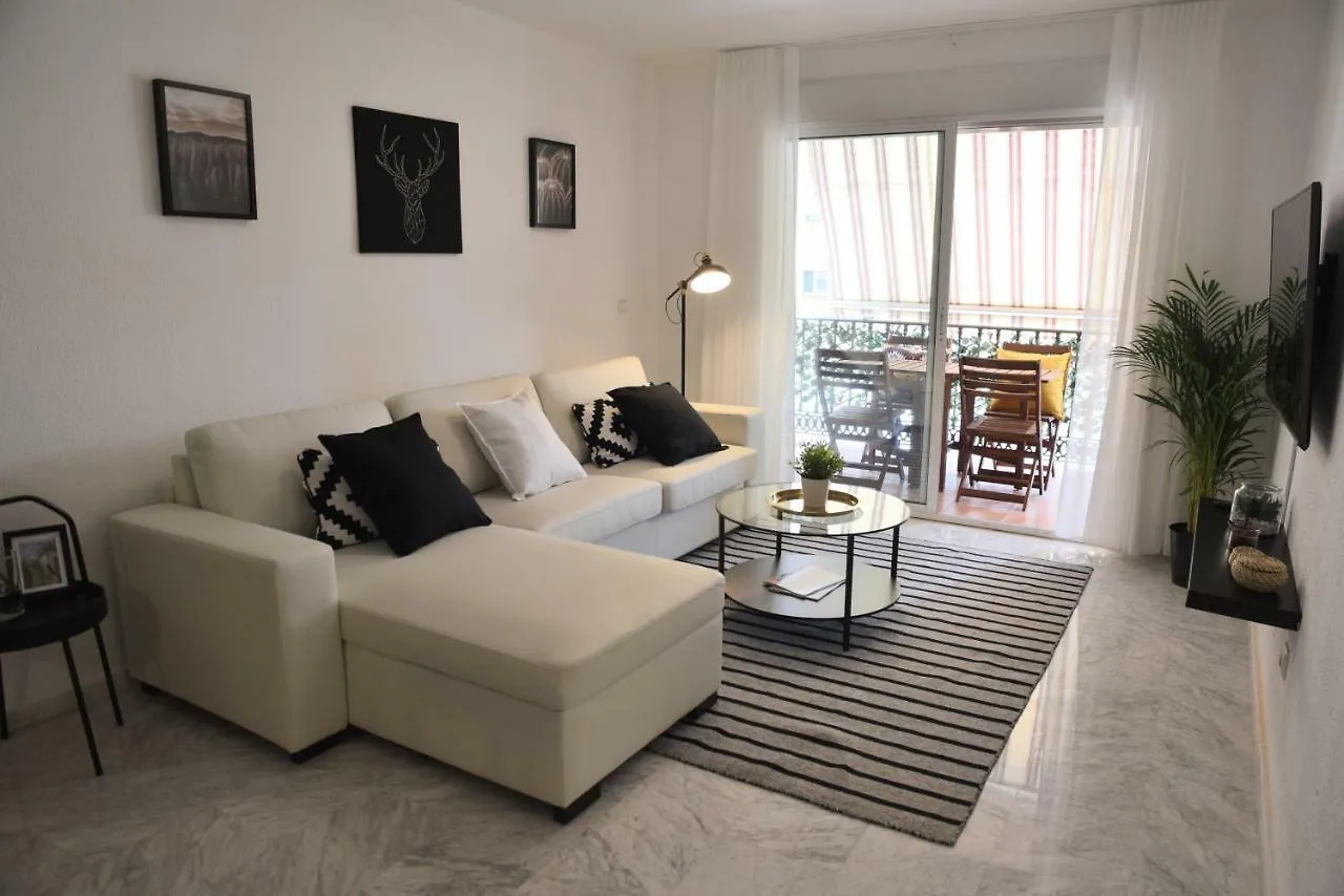 Homely Malaga Don Cristian Con Parking Privado 0*,  Испания