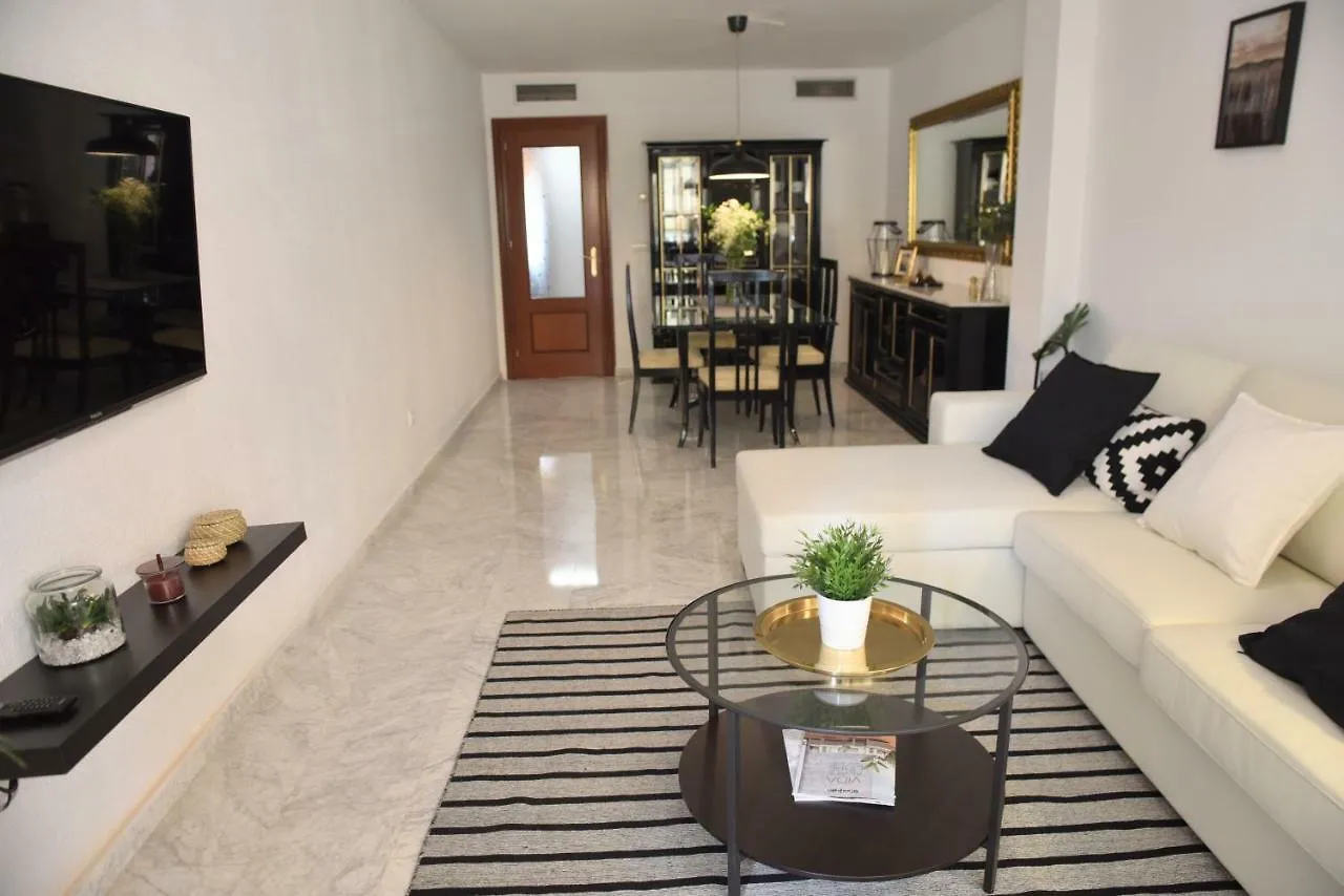 Homely Malaga Don Cristian Con Parking Privado Apartment